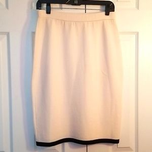 St John cream and black banded skirt, size…